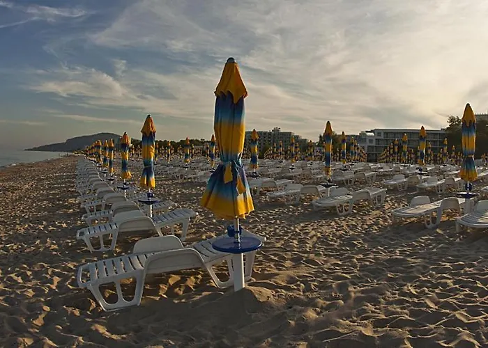 מלון Magnolia 3*