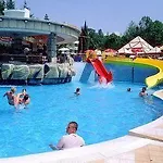 Magnolia Hotel