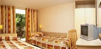 Magnolia Hotel