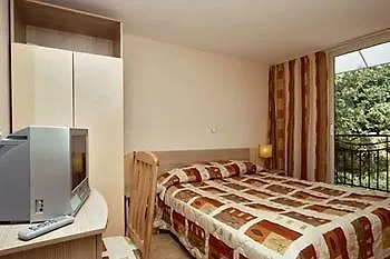 Magnolia Hotel 3*