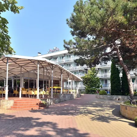 Magnolia Hotel 3*